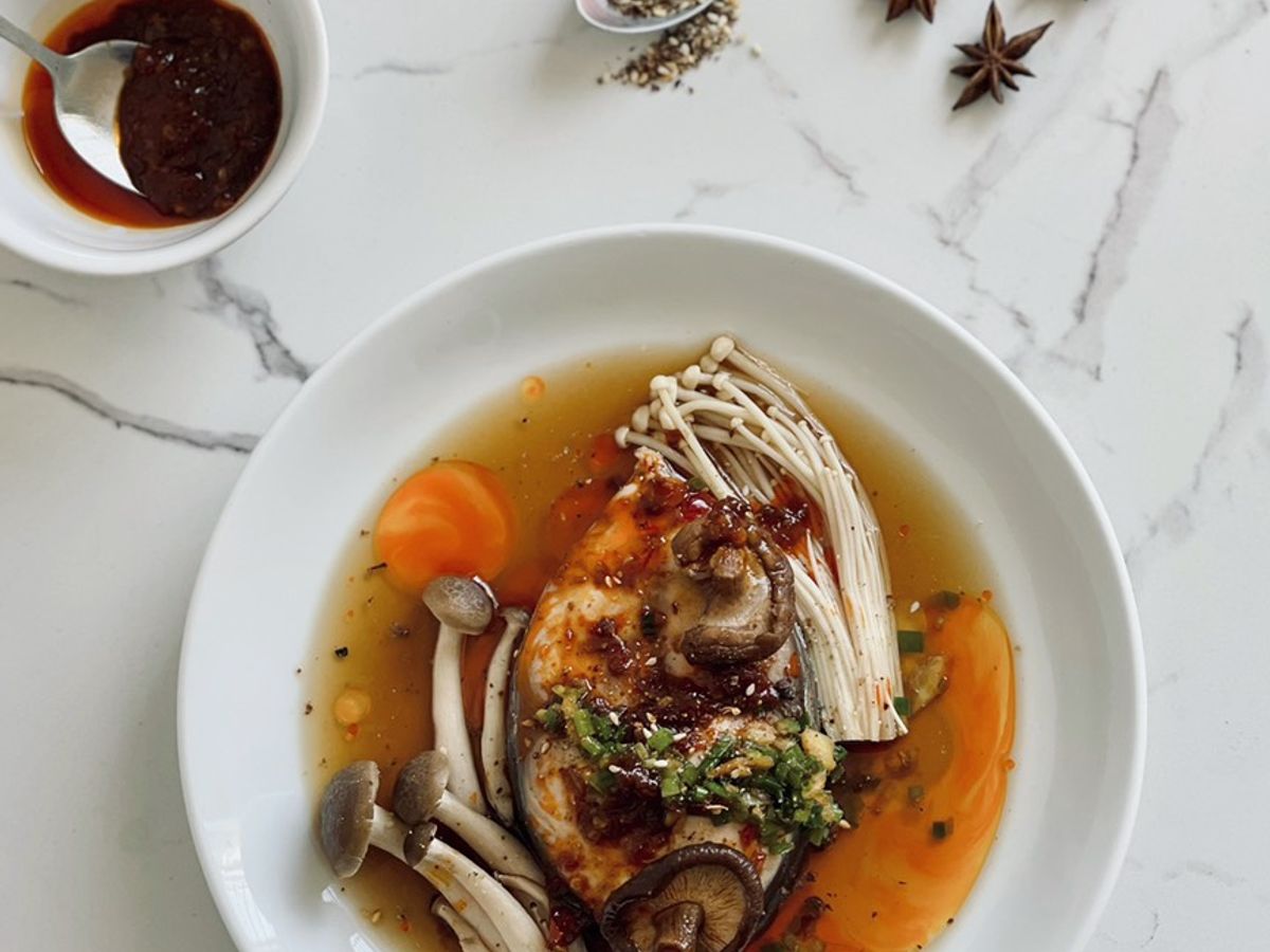Drunken fish and condiments (chú thích ở dưới nha)