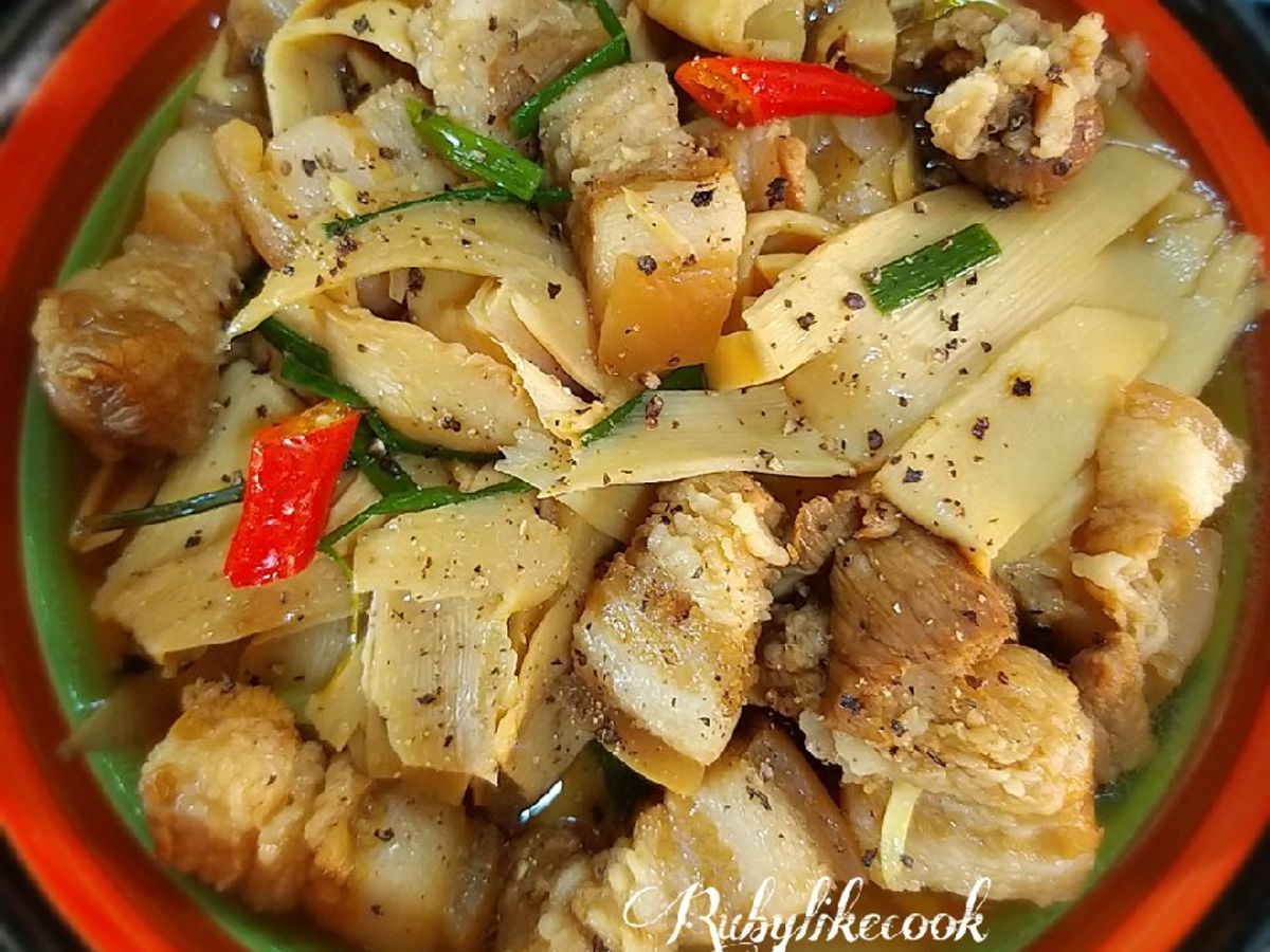 Thịt ba rọi kho măng