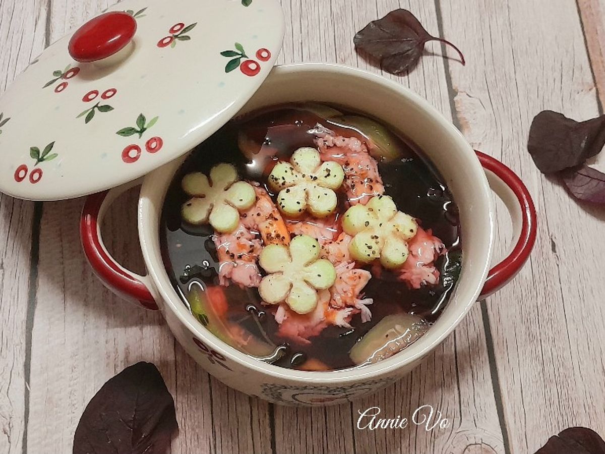 Canh mướp rau dền đỏ nấu tôm