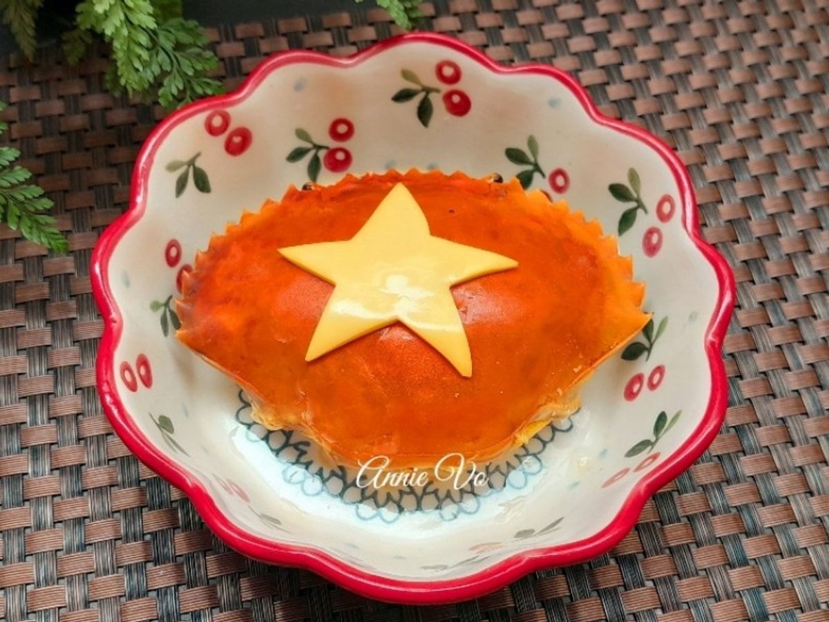 Cua farci tạo hình lá cờ