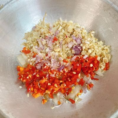 Bước 1