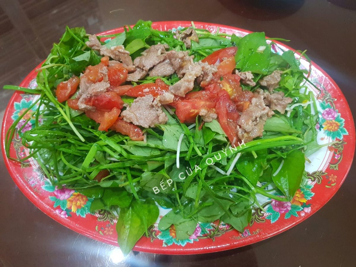 Rau diếp cá trộn bò