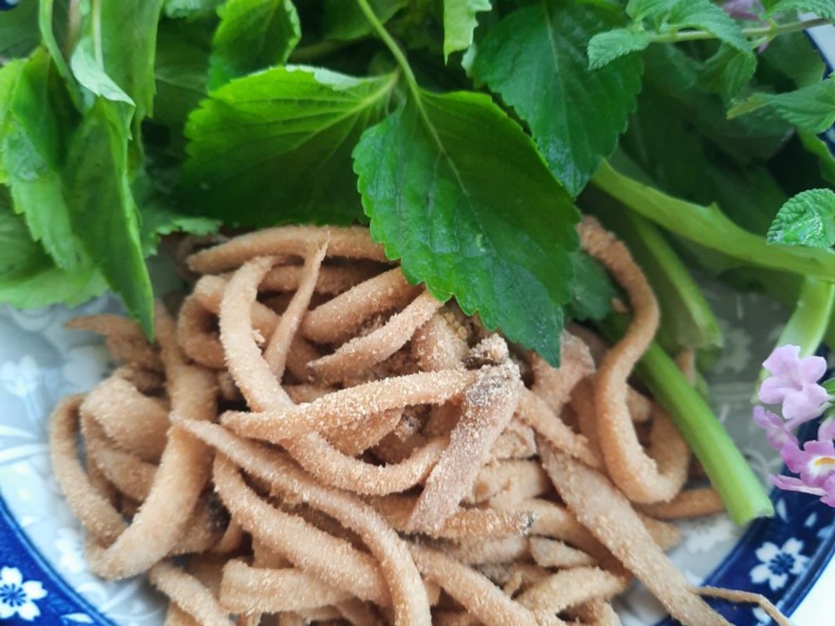 Nem thính nấm đùi gà (món chay)