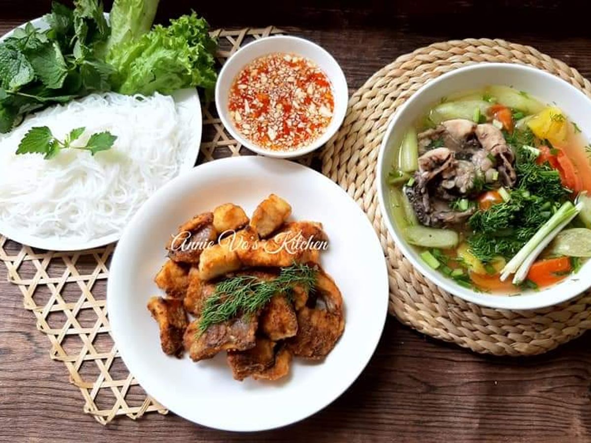 Bún cá chấm