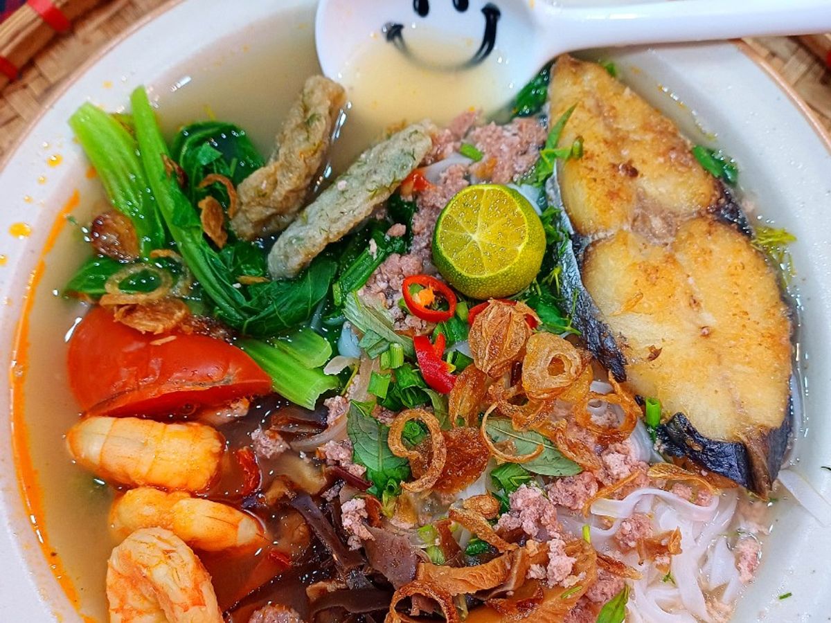 Bánh đa hải sản