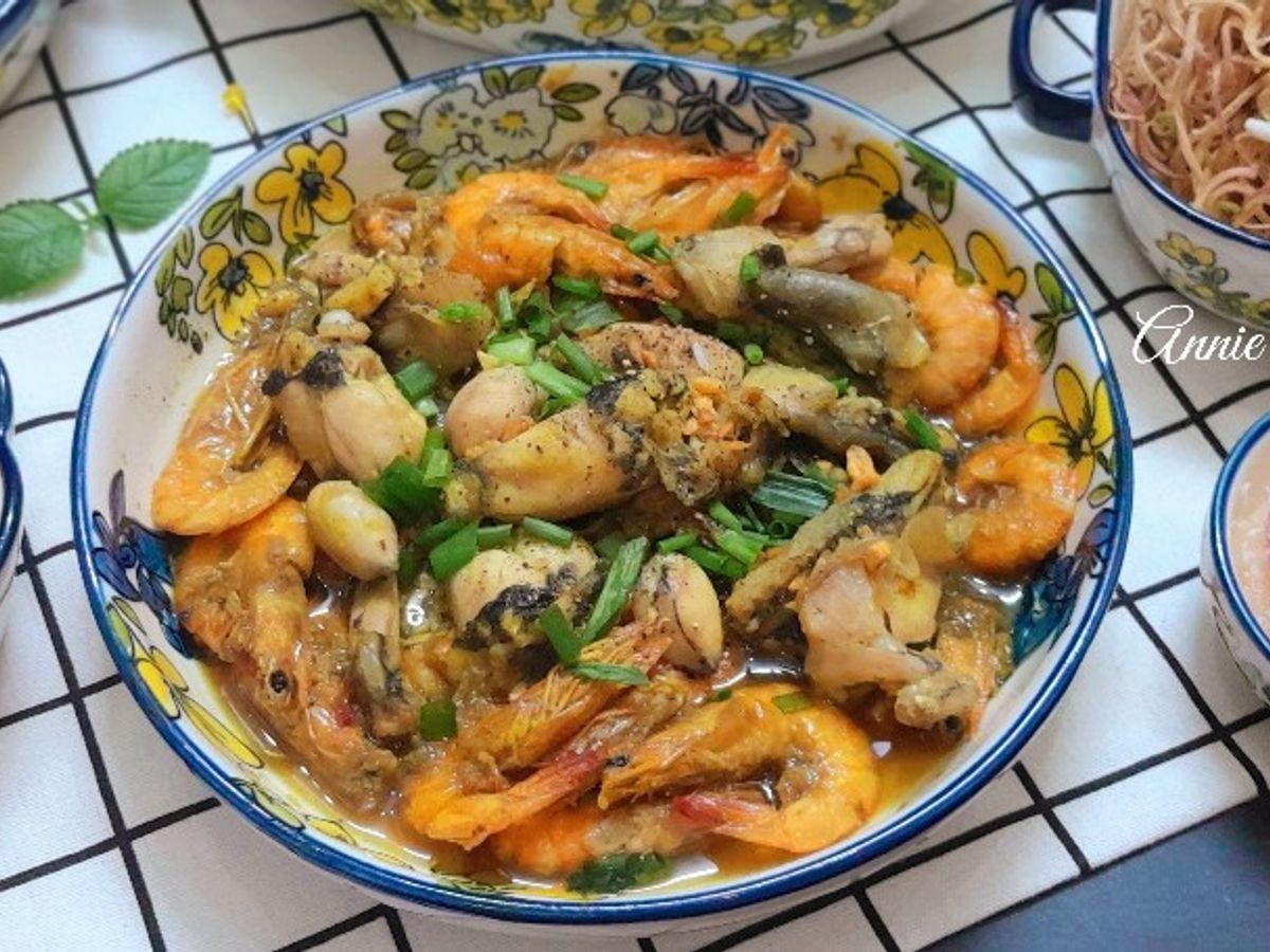 Tôm và ếch rang
