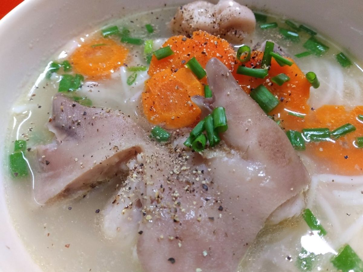 Bún giò heo