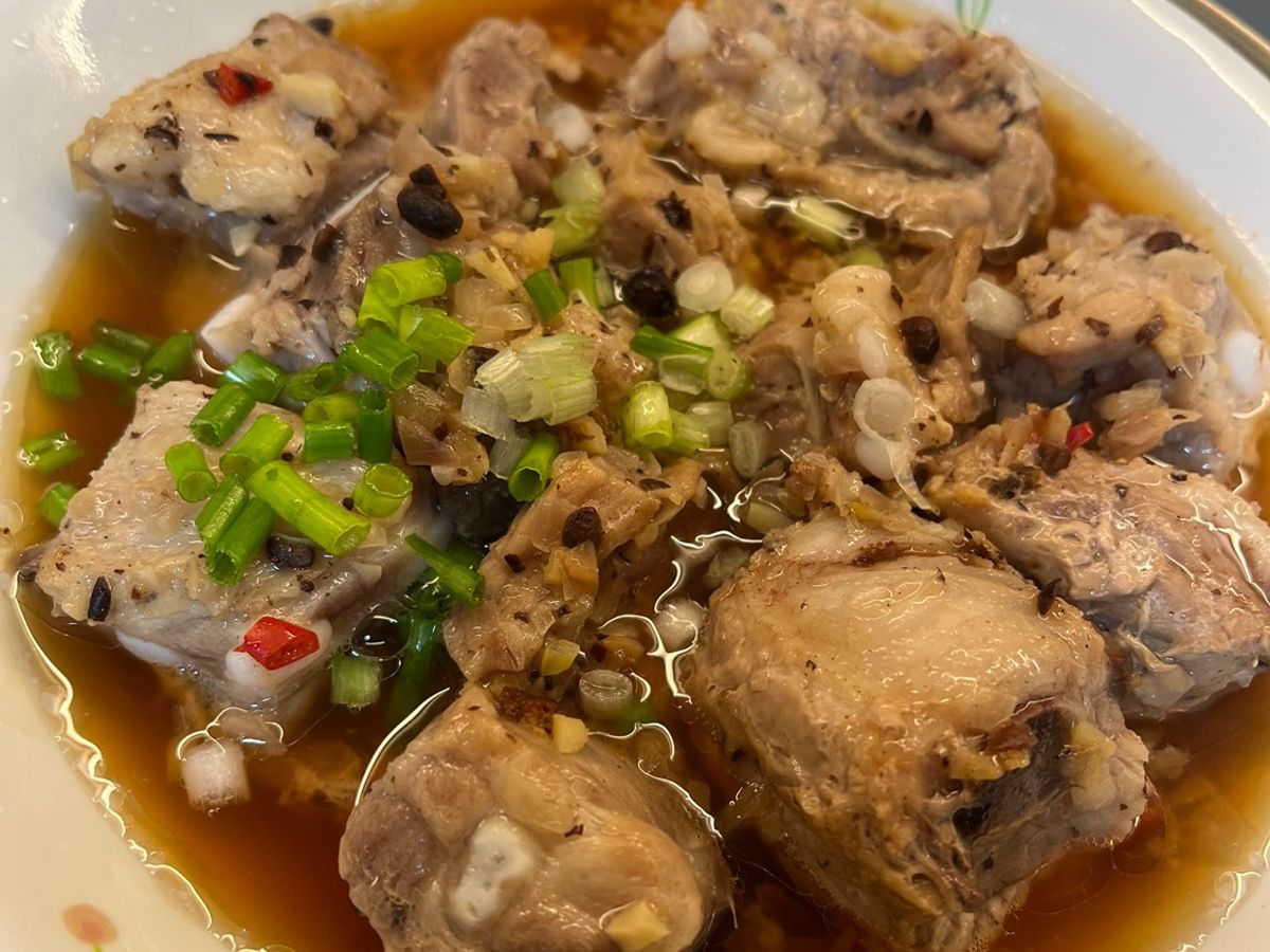 Sườn heo hấp kiểu Hoa
