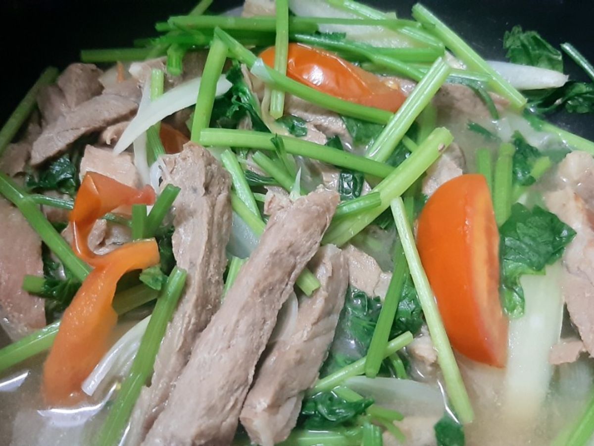 Thịt cừu xào rau củ