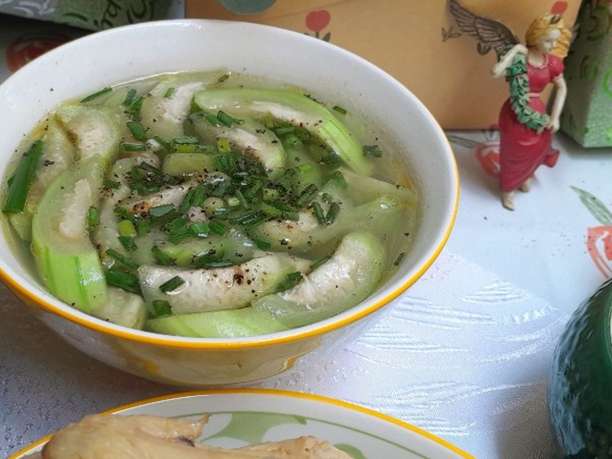 Canh mướp nấu tôm khô