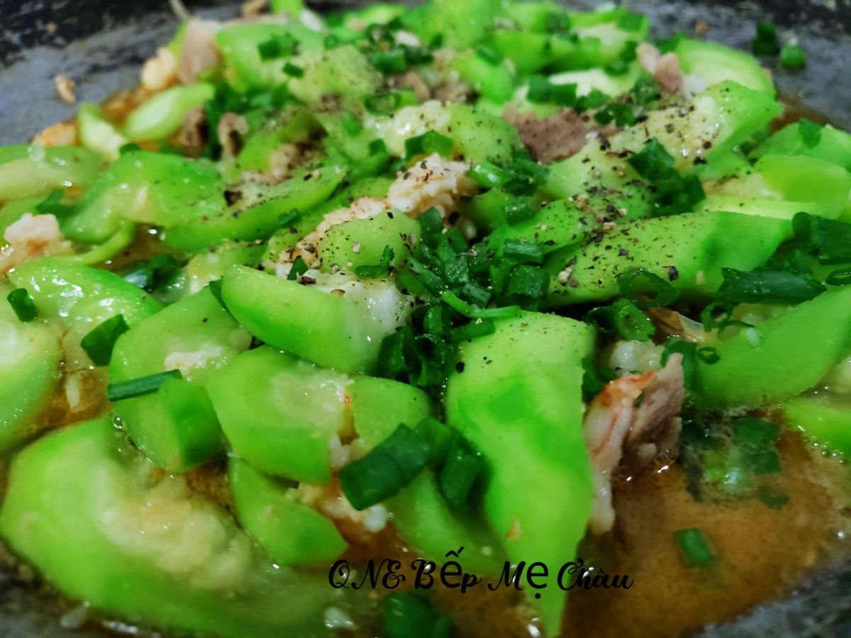 Mướp khía xào tôm