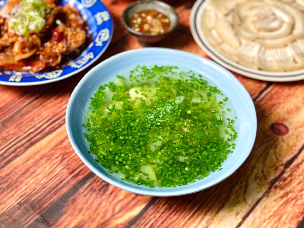 Canh Bầu Cá Thu Nấu Hẹ