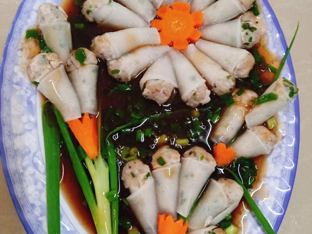 Củ cải trắng hấp thịt