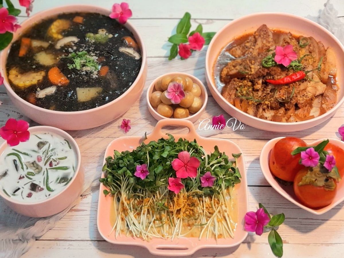 Cả vườn hoa trong bữa cơm nhà