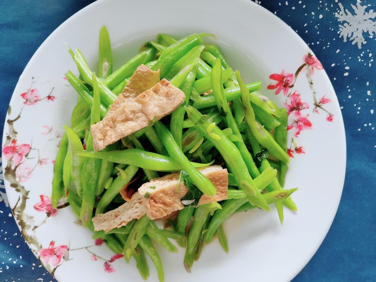 Chả cá xào đậu cô ve