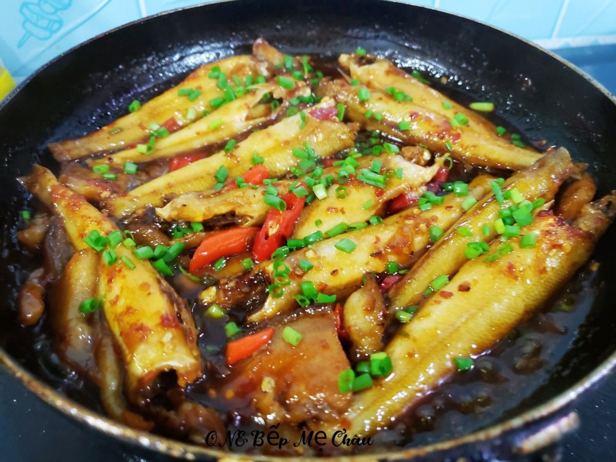 Cá bống đục kho keo