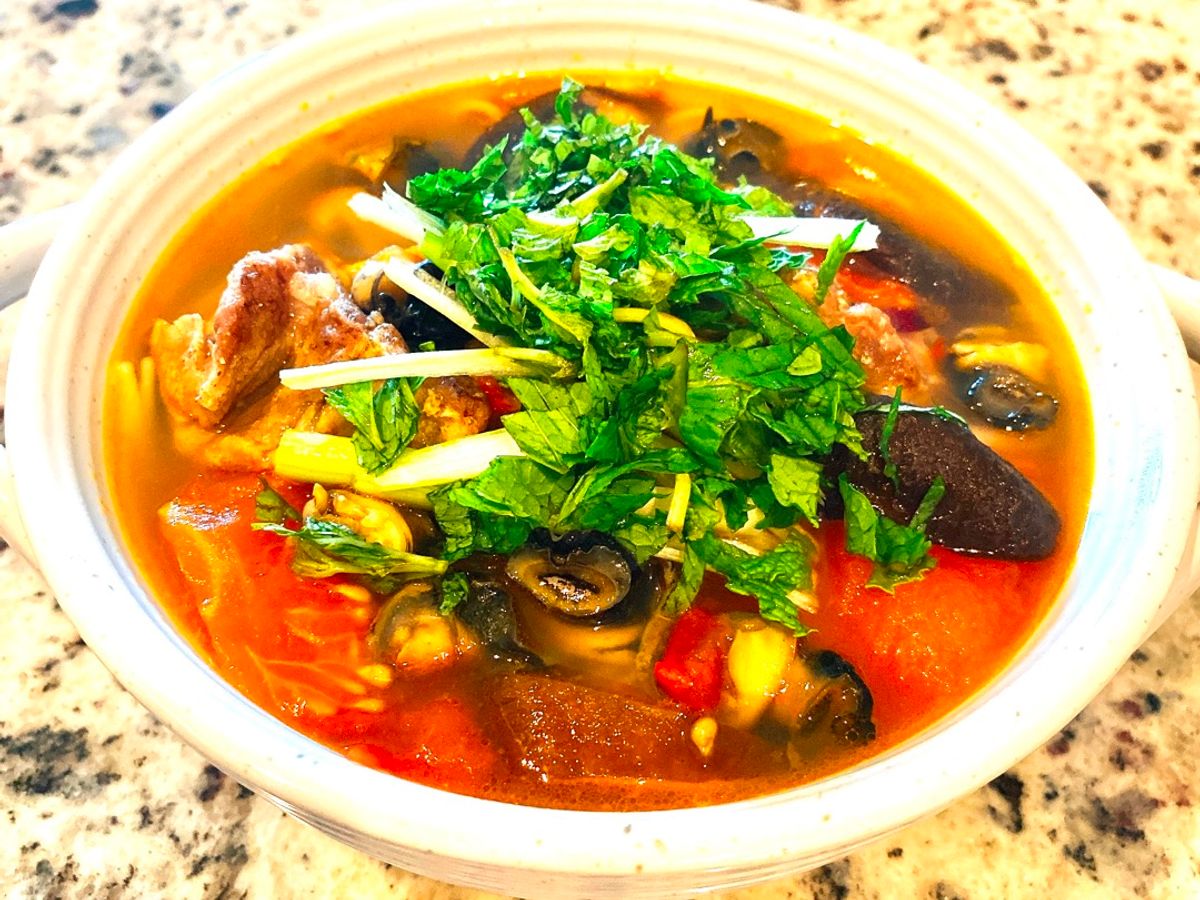 Bún Ốc Sườn Heo