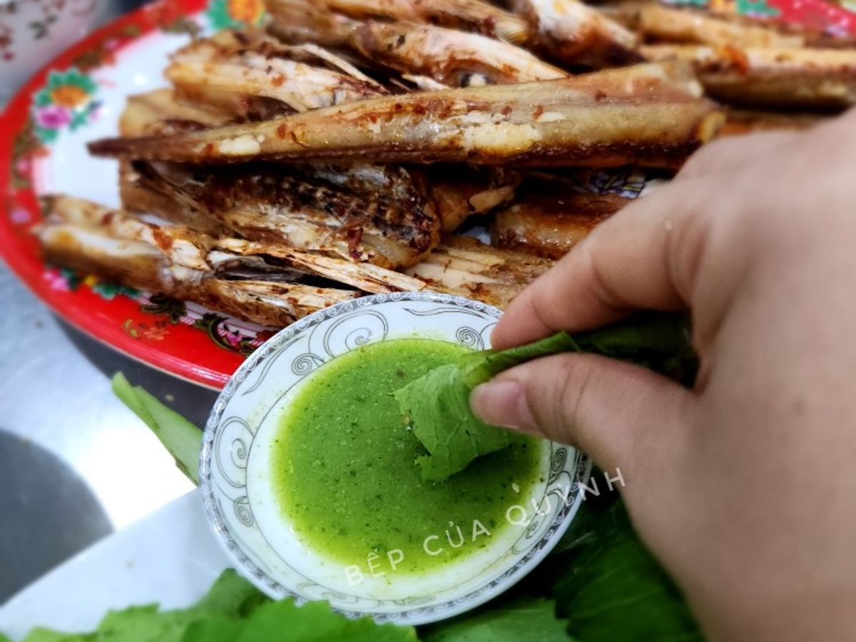 Cá chìa vôi nướng sa tế
