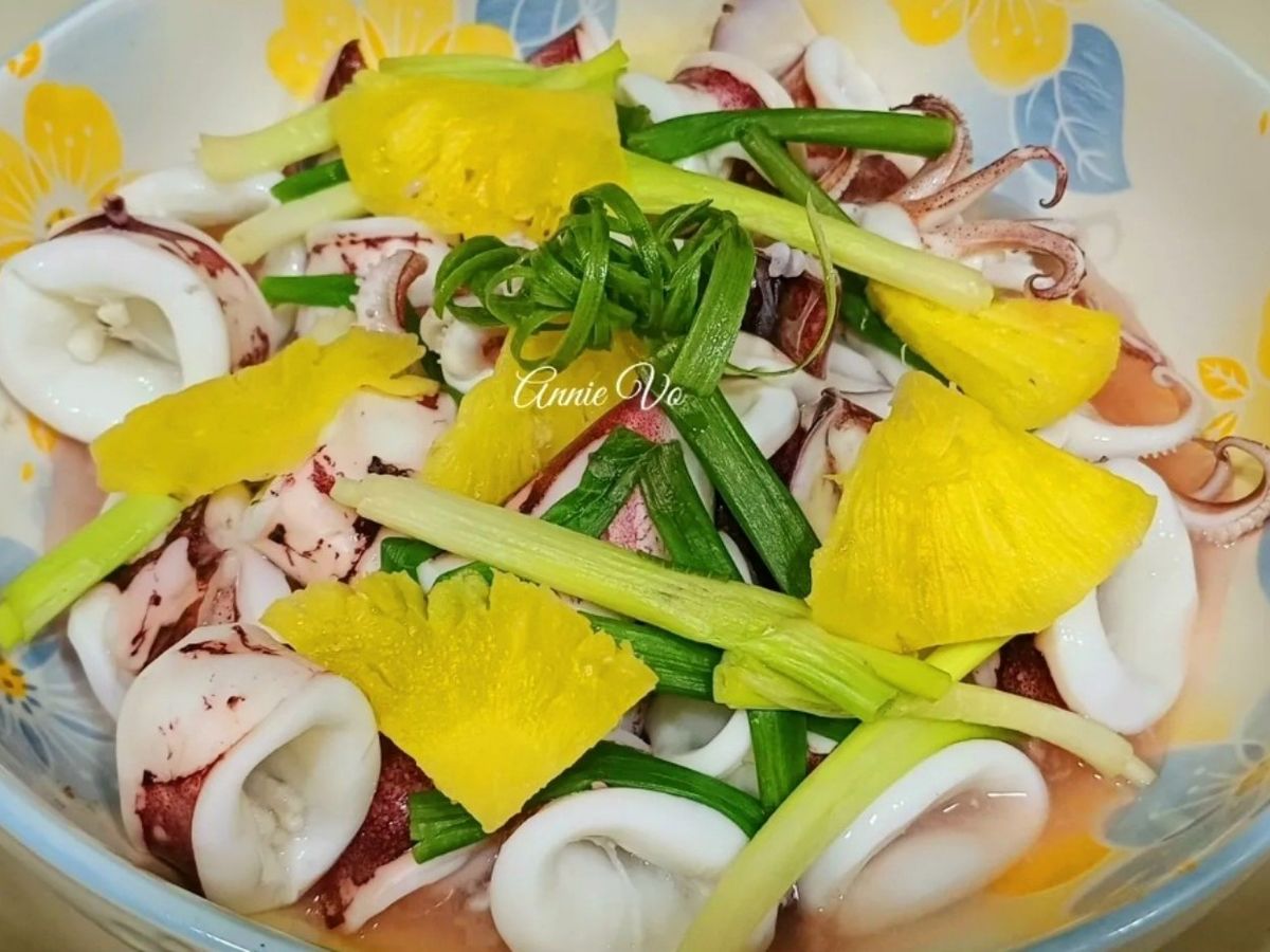 Mực hấp thơm hành