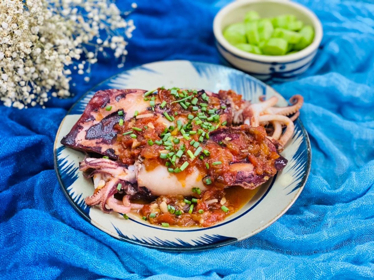 Mực Nhồi Thịt Sốt Cà Chua