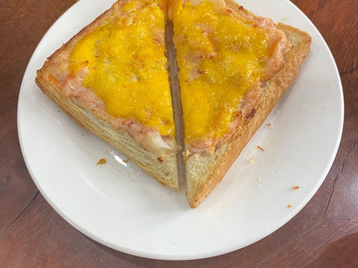 Sandwich nhân tôm