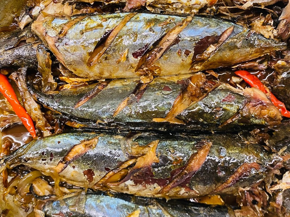 Cá nục kho nước mía