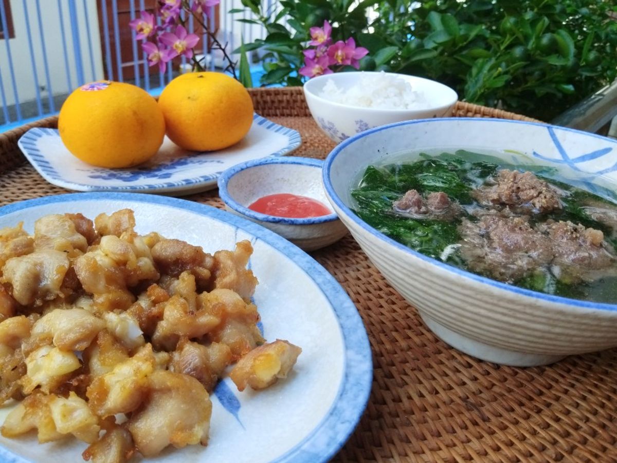 Cơm nhà đơn giản