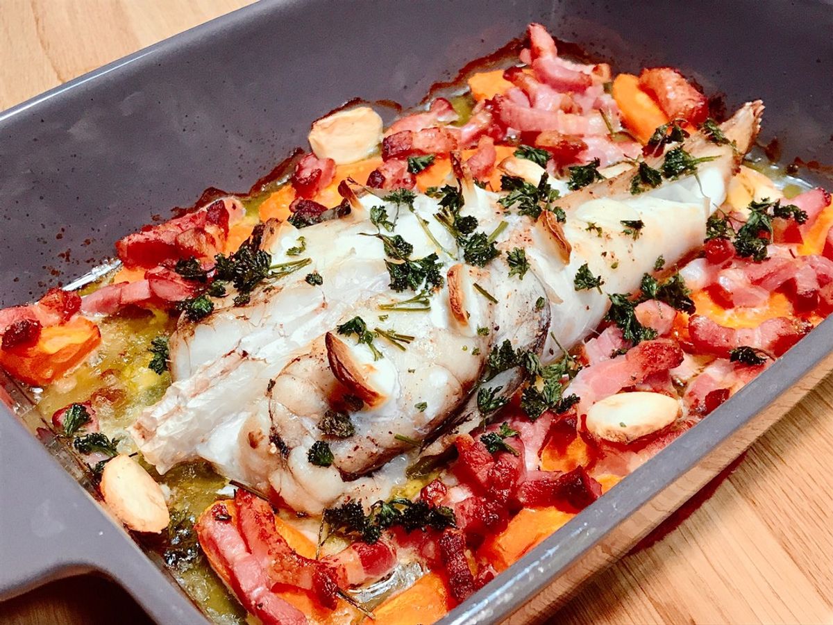 Cá Thầy Tu (Monkfish) Nướng Thịt Xông Khói