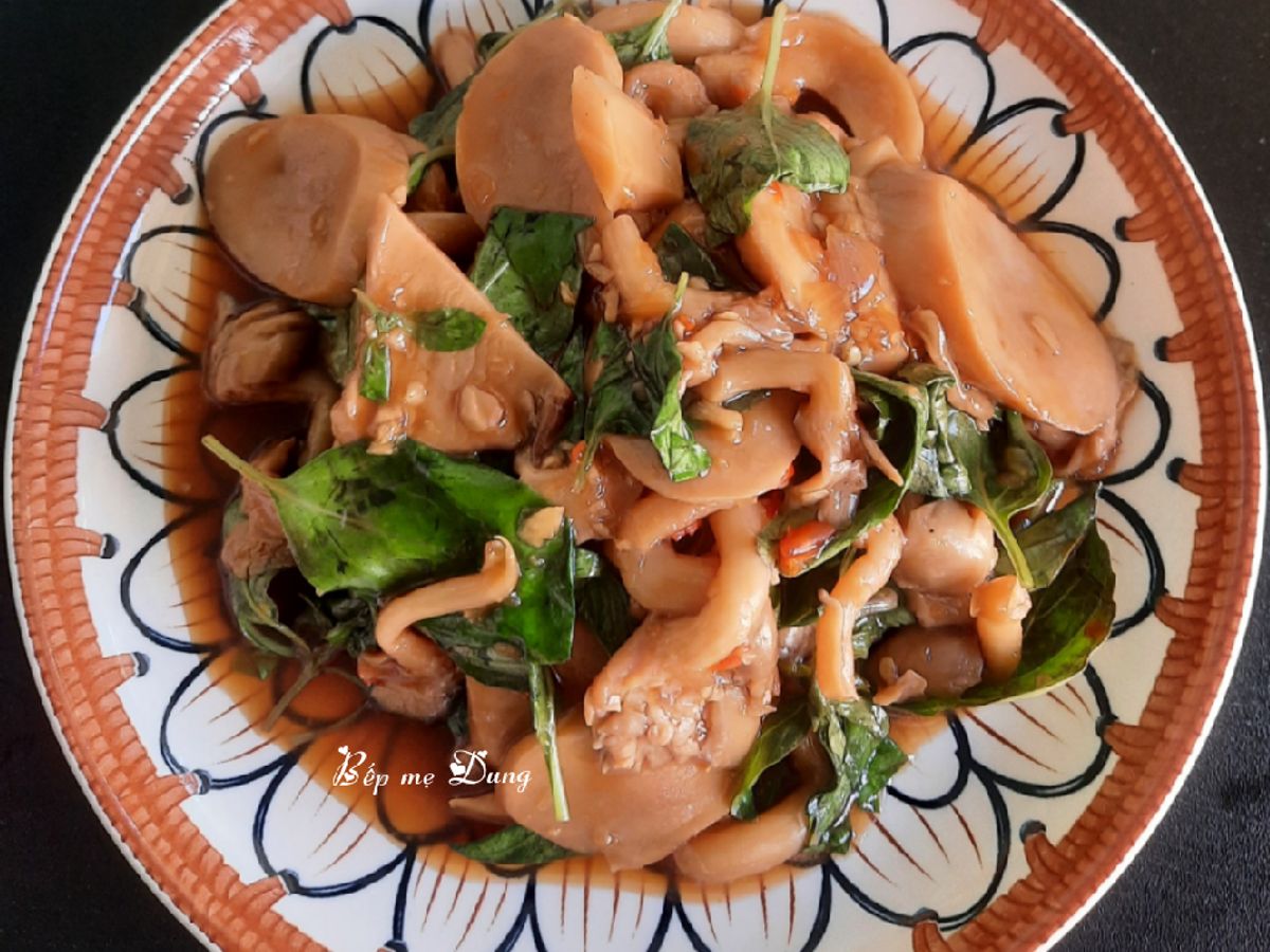 Nấm kho lá quế