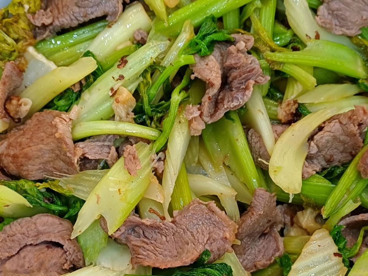 Cần tây xào thịt bò