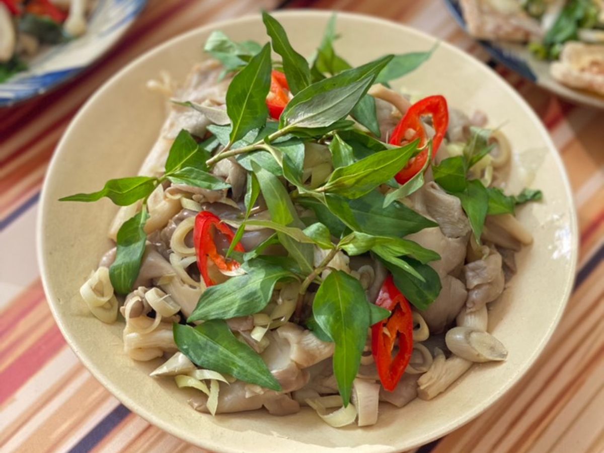 Nấm Bào Ngư Hấp Sả
