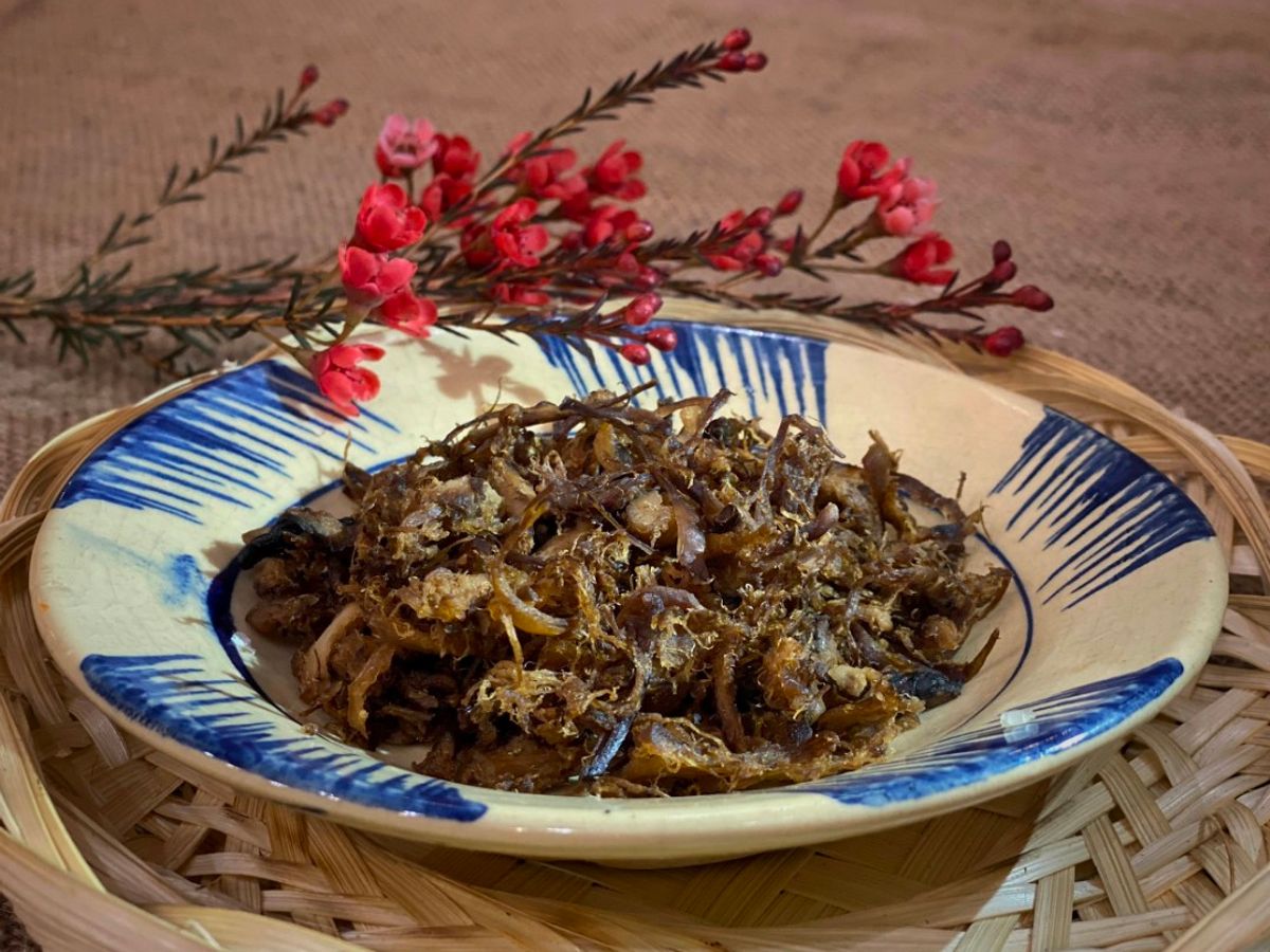 Chà Bông Chân Nấm