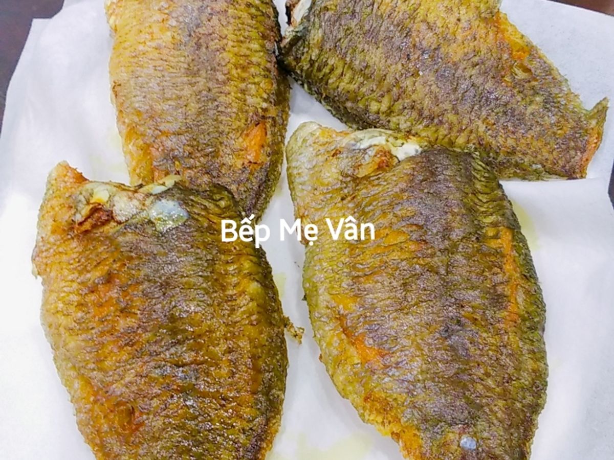 Cá rô chiên giòn
