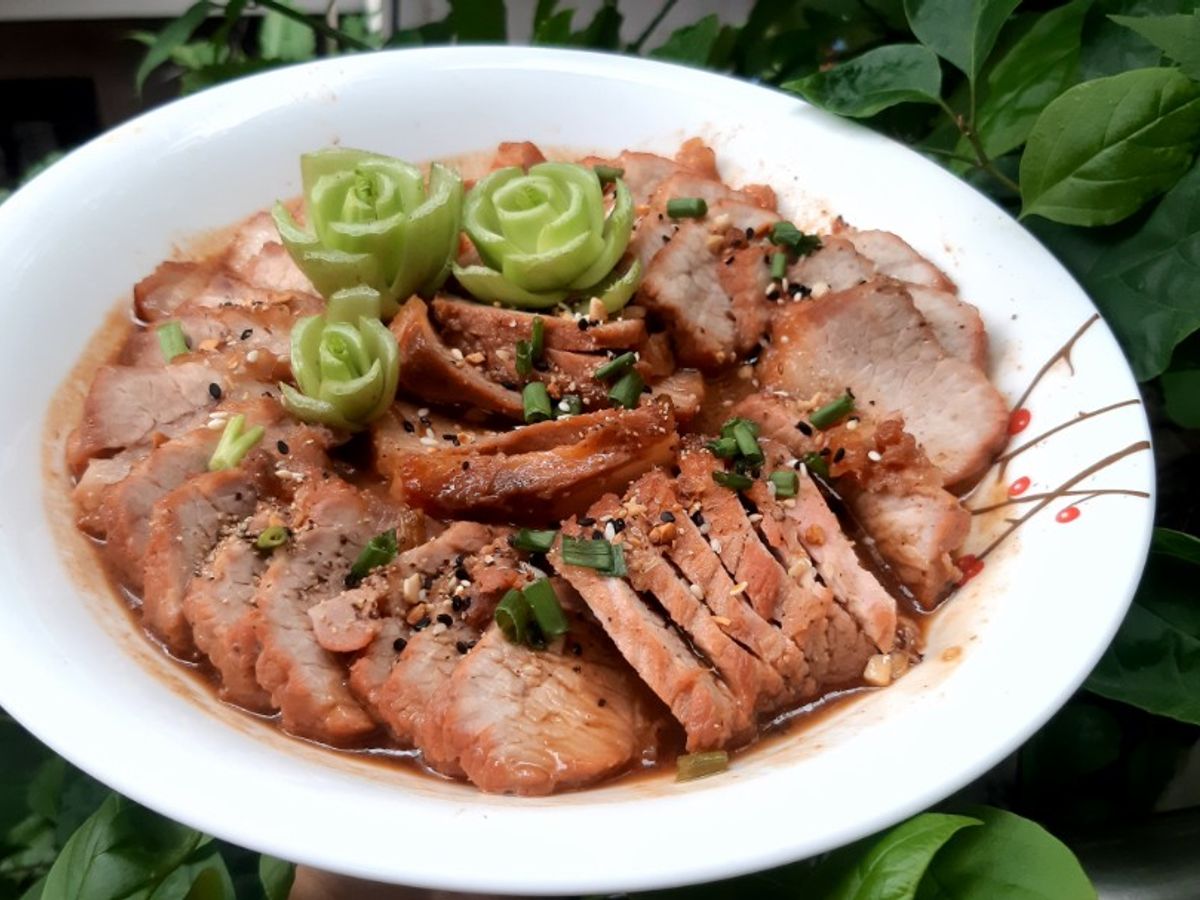 Thịt rim mè
