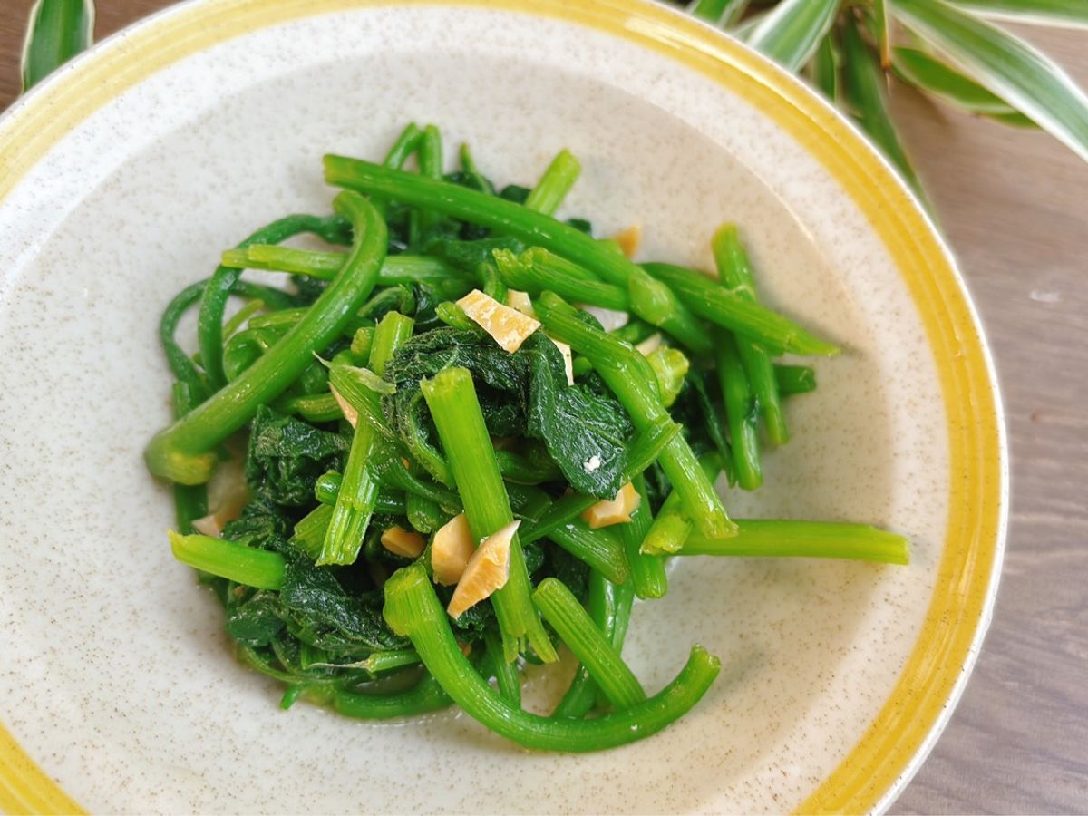 Rau Bí Xào Đơn Giản