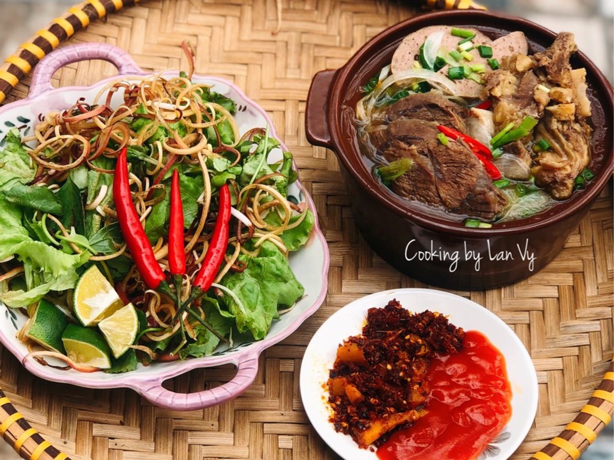 Bún bò Huế