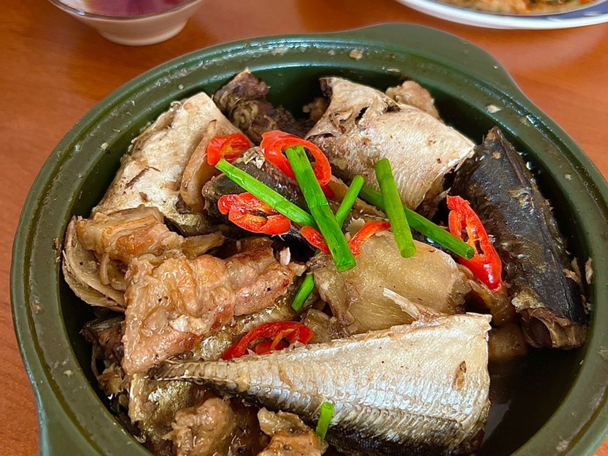 Cá Sòng Kho Thịt Ba Rọi Giềng Ớt
