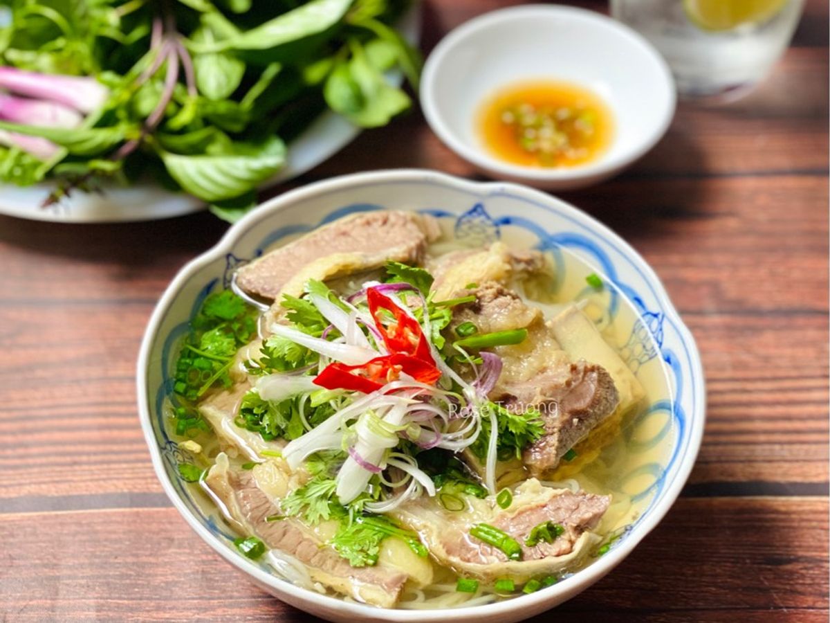 Phở Sườn Bò