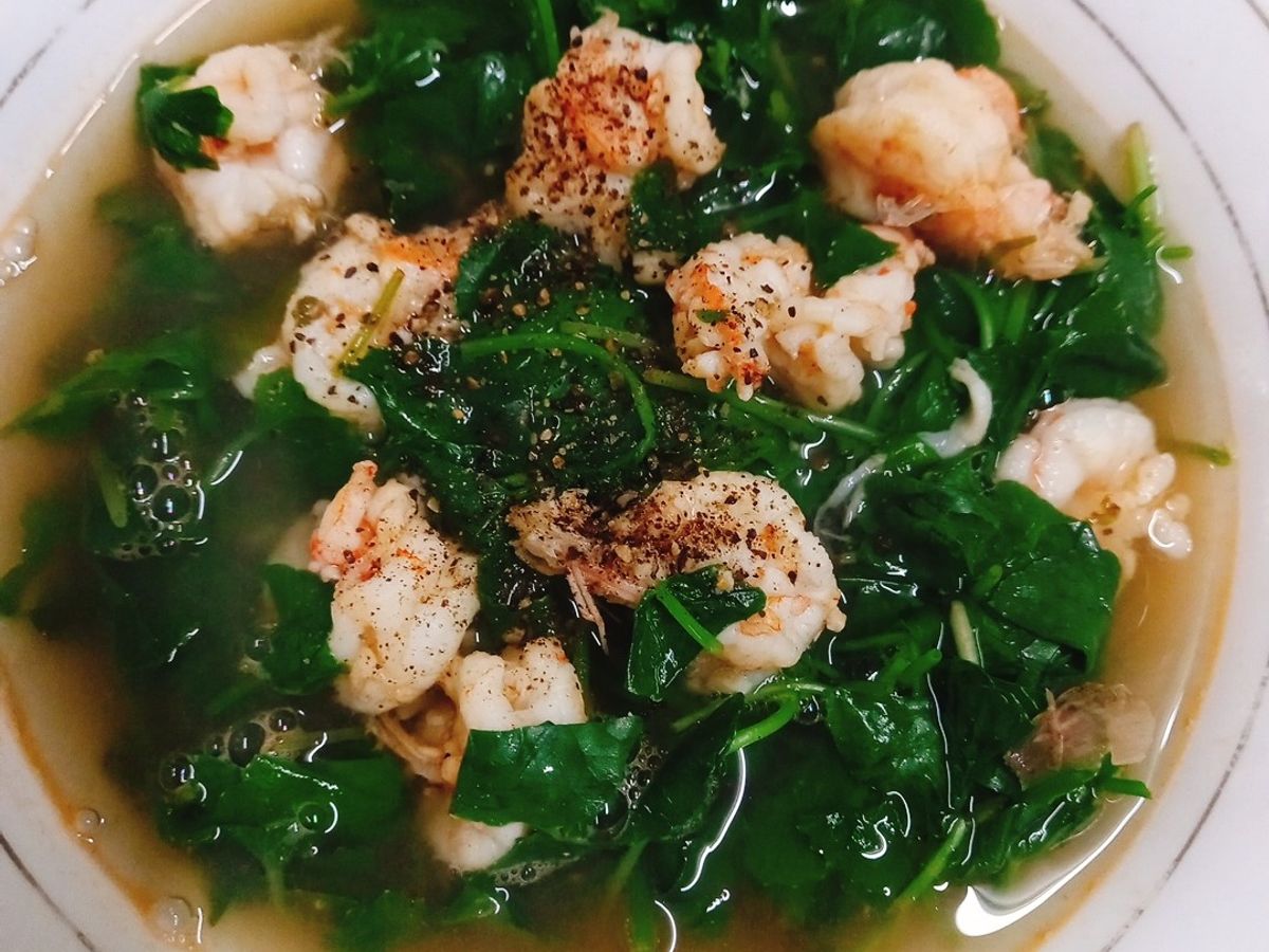 Canh rau má nấu tôm