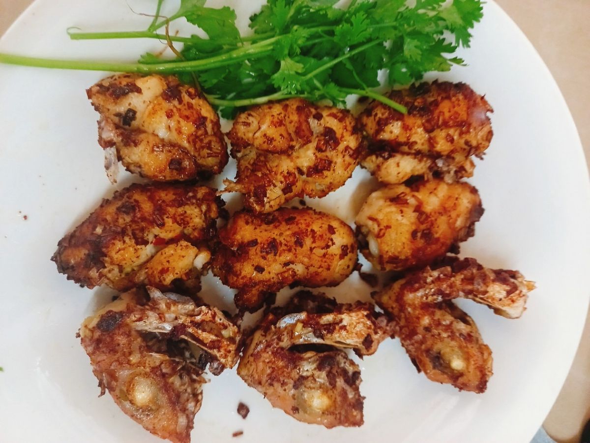 Cá hồng biển muối sả