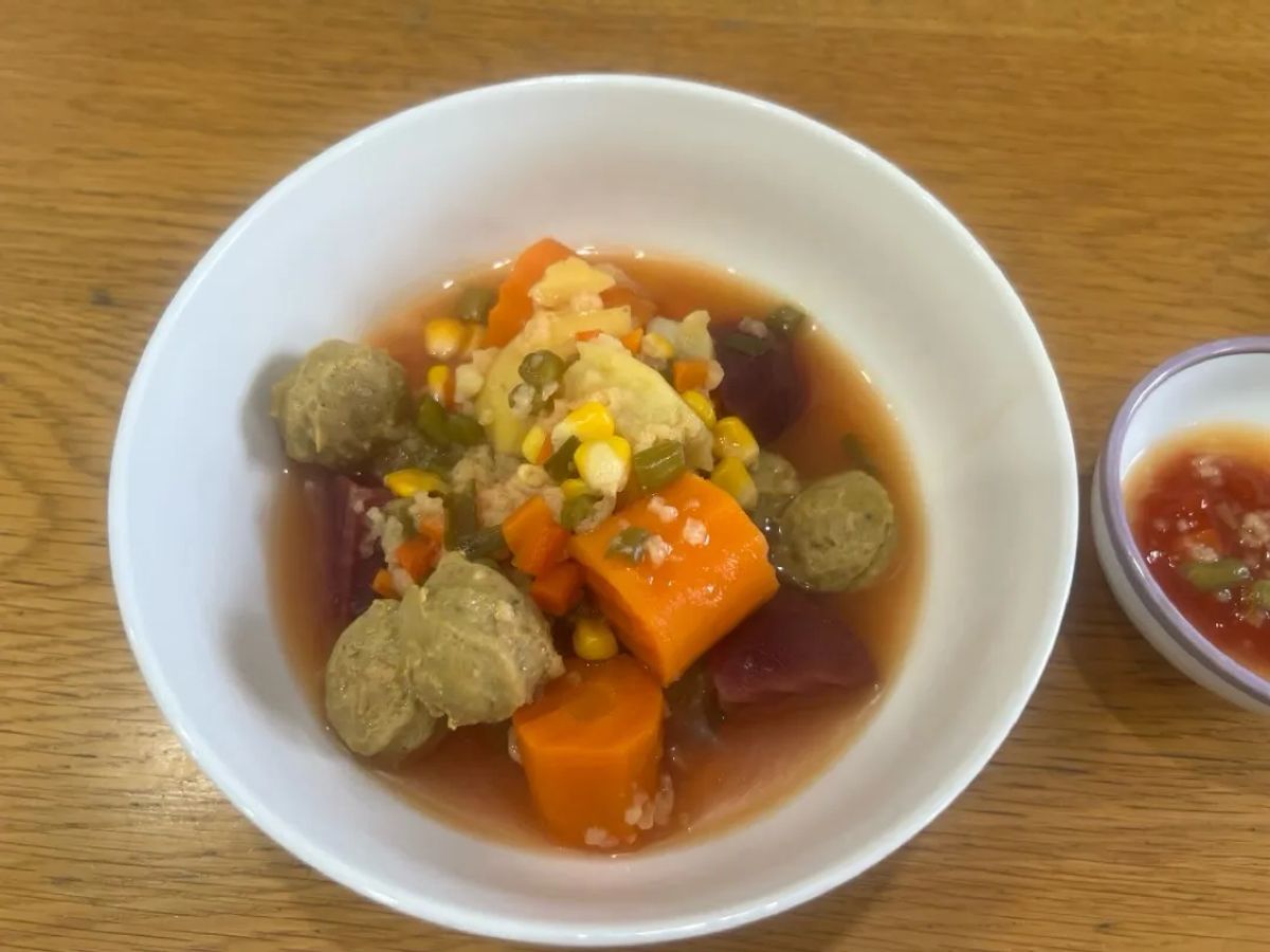 Súp rau củ bò viên