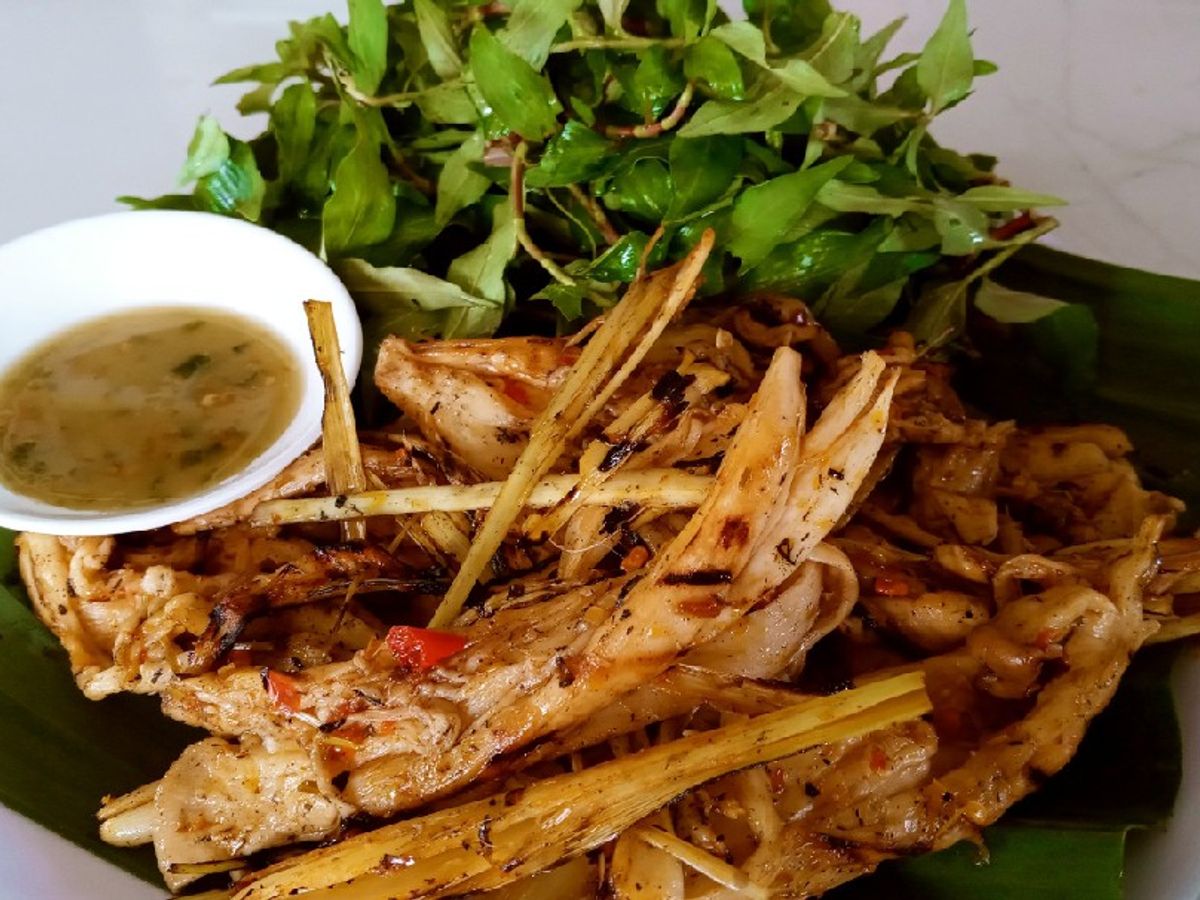 Nấm nướng chấm muối ớt
