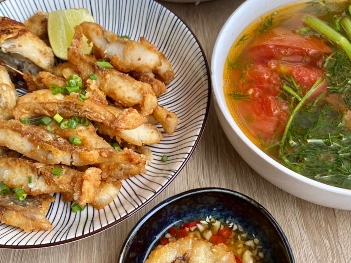 Bún cá chấm