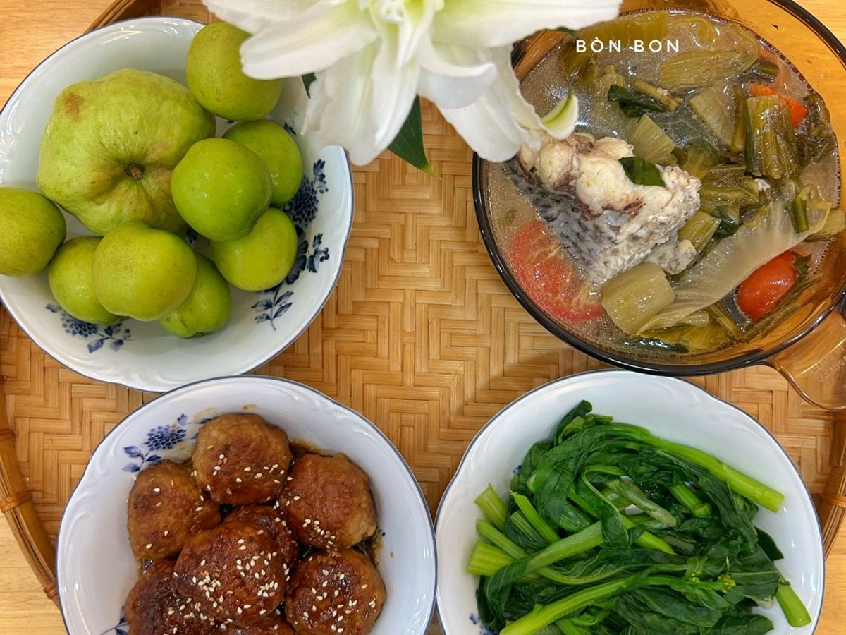 Cơm Nhà Ngày Mưa Lạnh