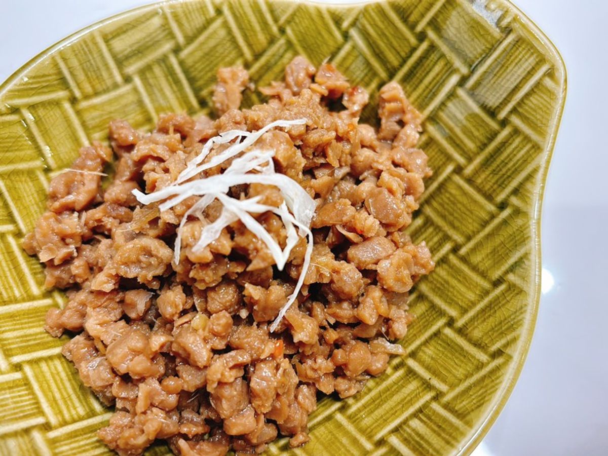 Thịt bằm chay xào sả ớt