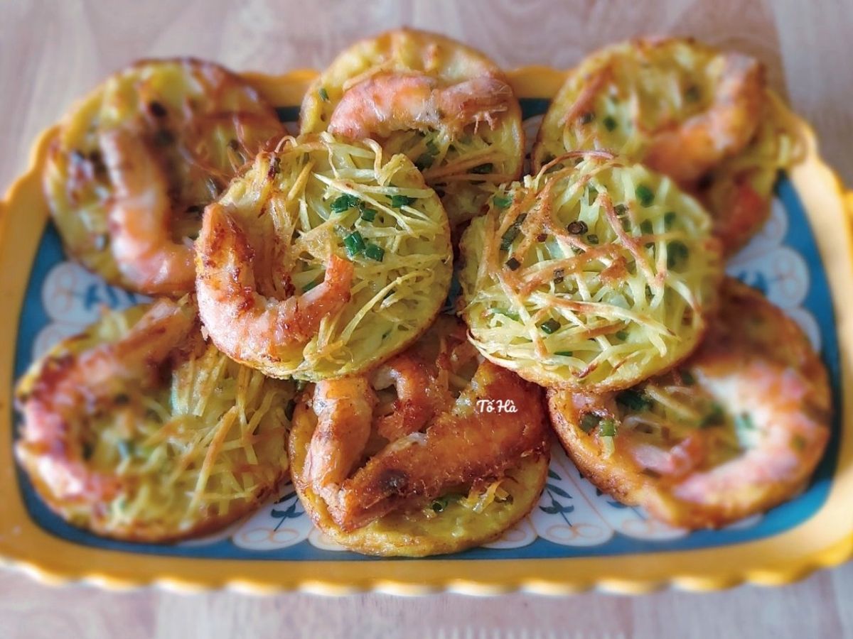 Bánh KHOAI LANG chiên tôm