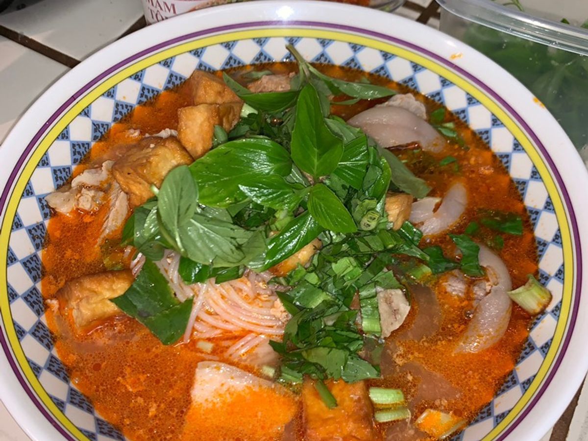 Bún riêu cua (Món ăn gia đình)