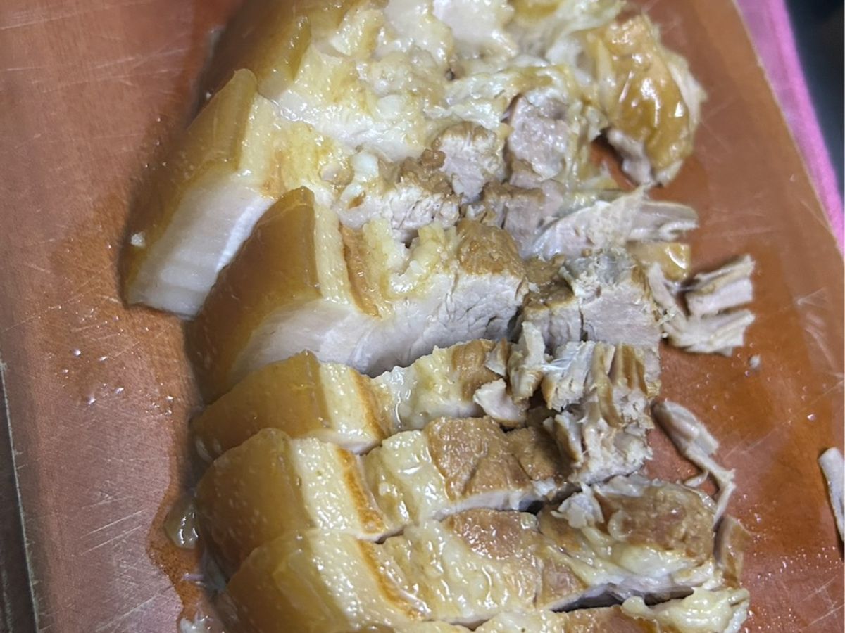 Thịt Luộc Bossam (보쌈) - Ẩm thực Hàn Quốc