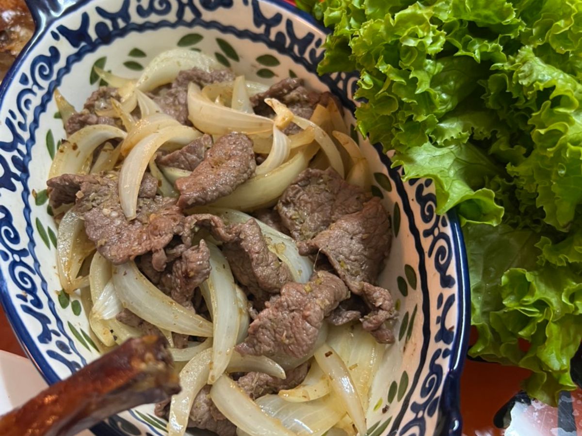 Bò xào củ hành