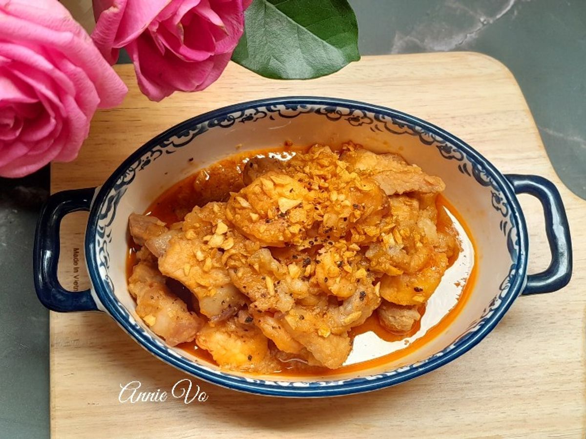 Tôm thịt rang tỏi